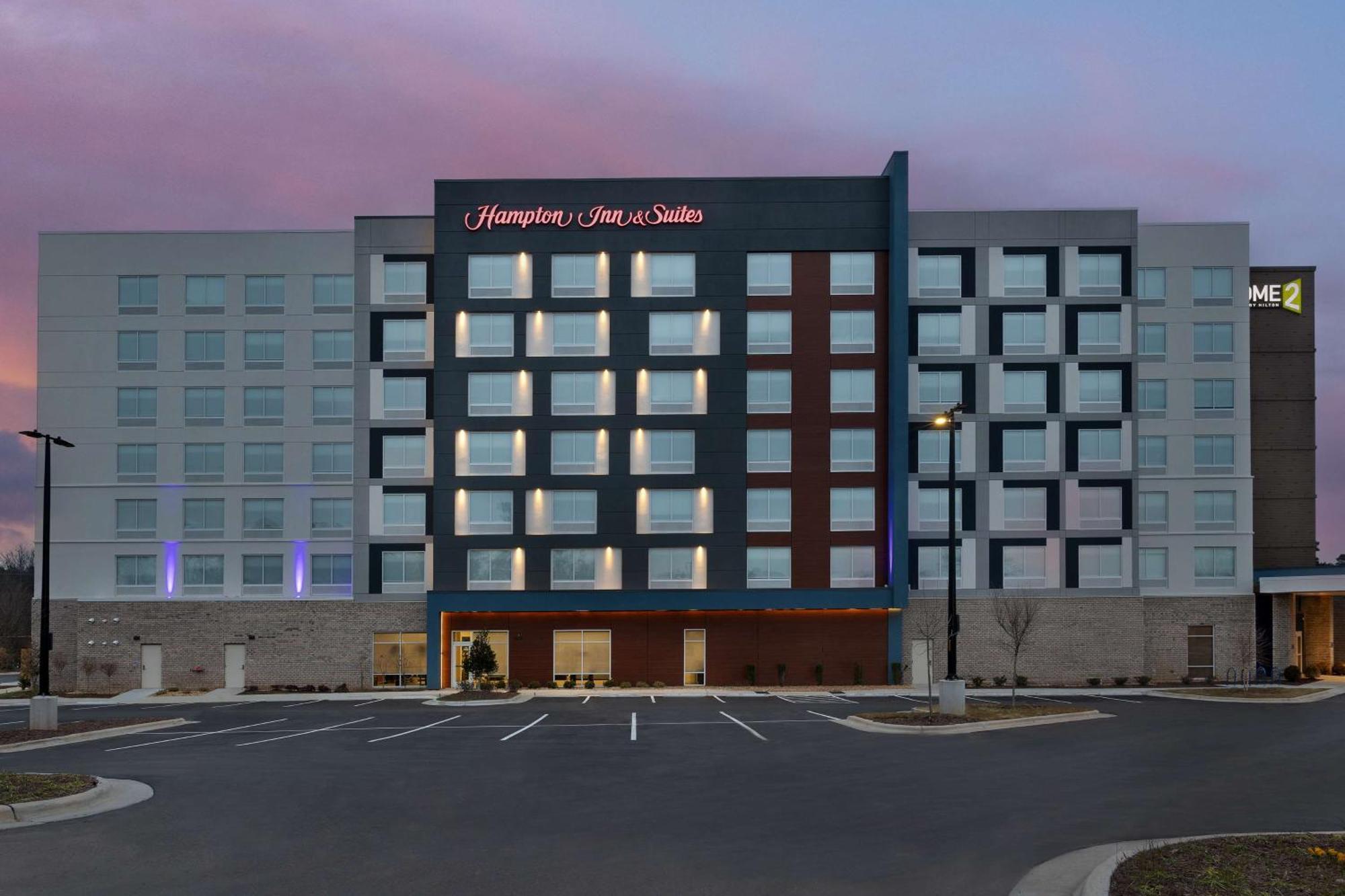 Hampton Inn & Suites Durham University Medical Center Esterno foto