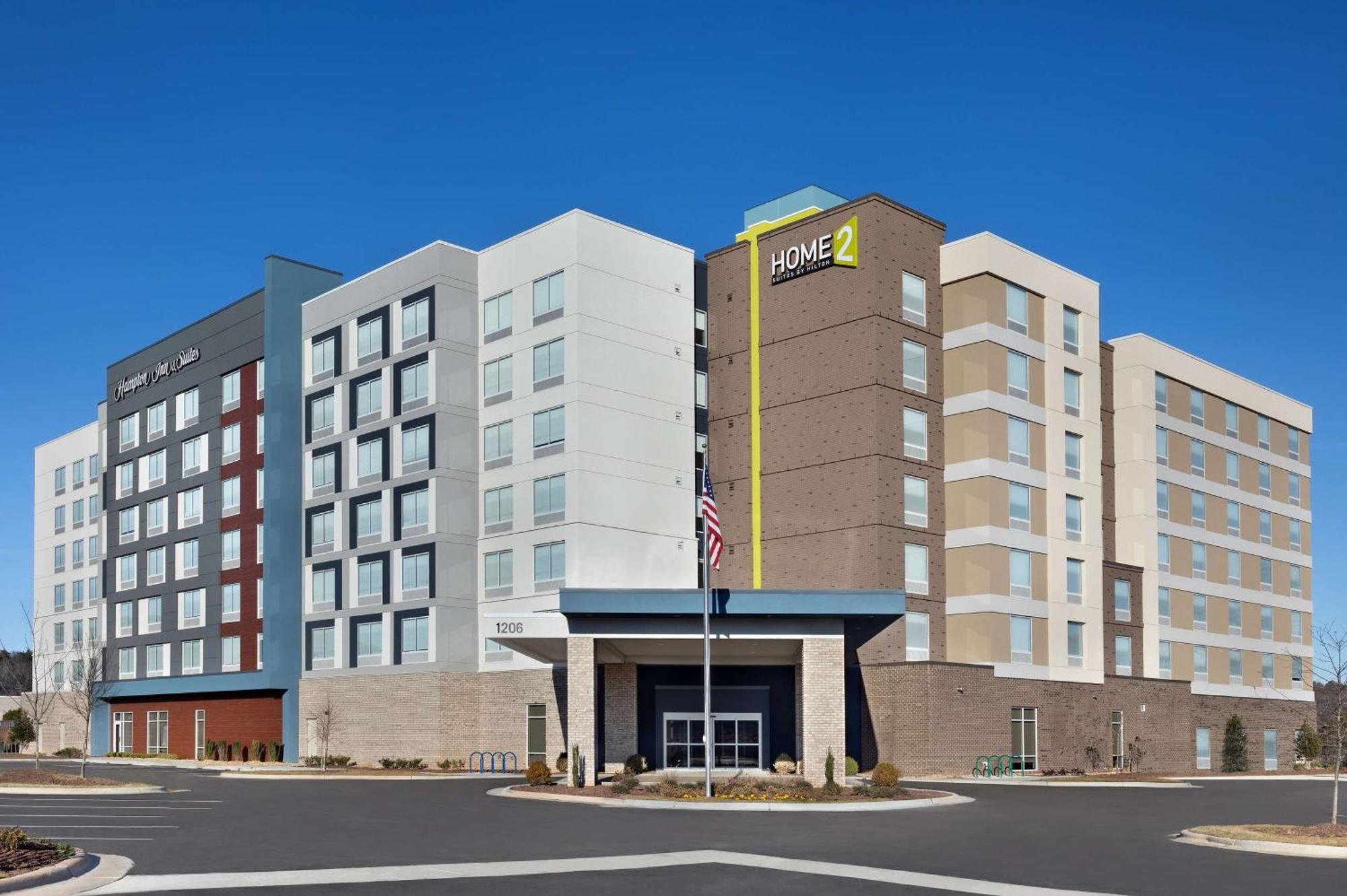 Hampton Inn & Suites Durham University Medical Center Esterno foto